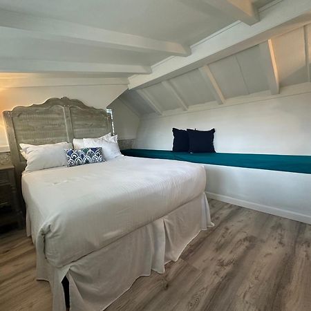 Carmel Green Lantern Inn Eksteriør billede